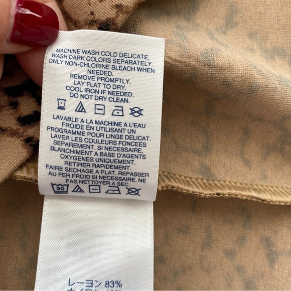 Land’s End  jersey knit dress with crew neckline and short sleeves, mini length - Picture 11 of 11